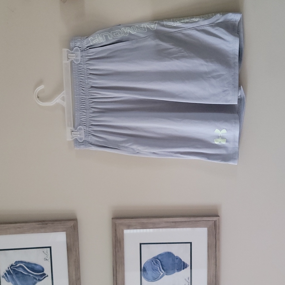 Grey underarmour athletic shorts